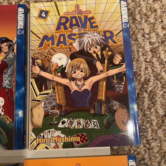 NWT Rave Master Graphic Novels, Volumes 1-8 - Picture 5 of 9
